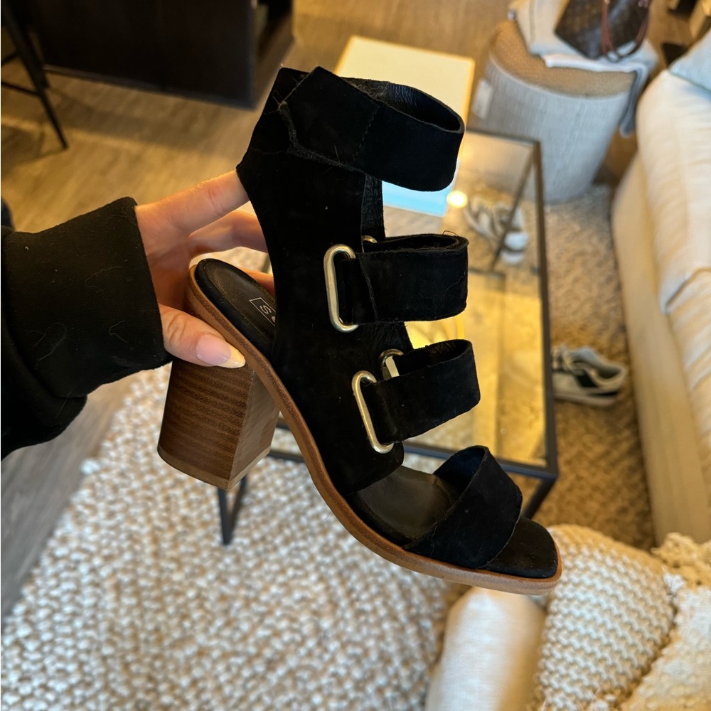 Sol Sana Heels
